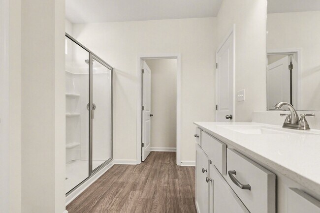 Building Photo - 1715 Troon Dr