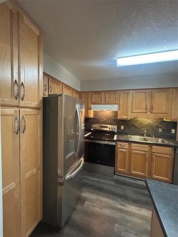 Building Photo - 5014 Les Chateaux Dr
