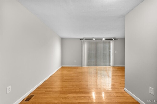 Building Photo - 4307 Candlelight Ln