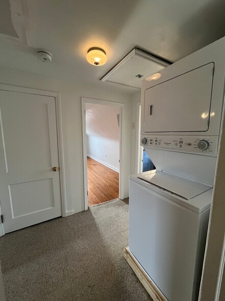 Building Photo - 1417 W High St