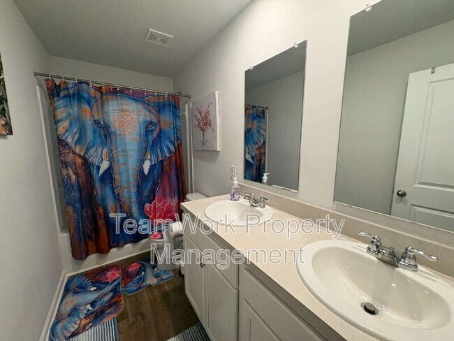 Building Photo - 107 Orchid Bloom Cir