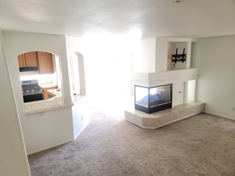 Building Photo - 9579 Camelback Peak Ct