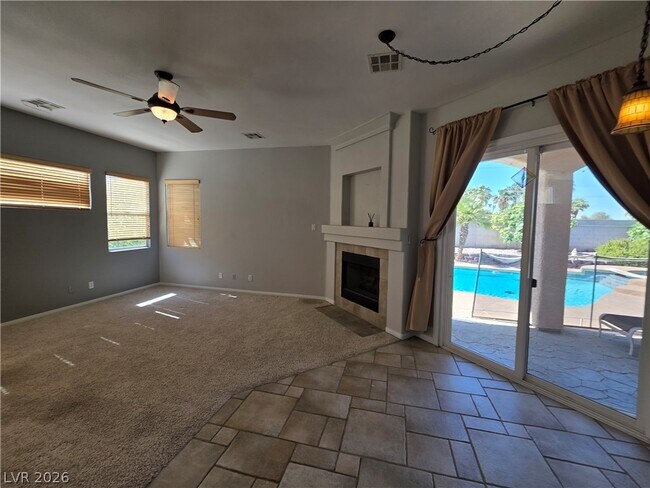 Building Photo - 6323 Mahogany Peak Ave