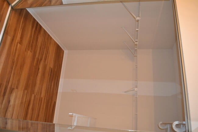 Building Photo - 5061 Ernst Ct