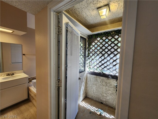 Building Photo - 4732 O'Bannon Dr