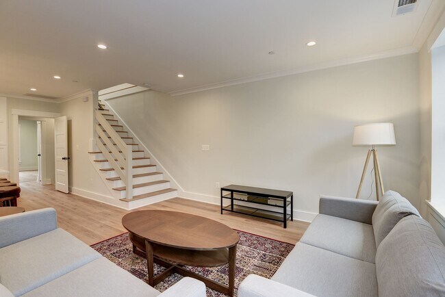 Building Photo - 4107 New Hampshire Ave NW