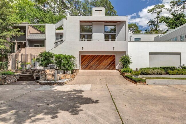 Primary Photo - 47 Legend Ln