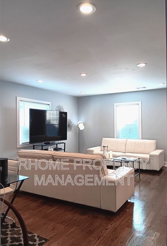 Building Photo - 1711 Candler Rd