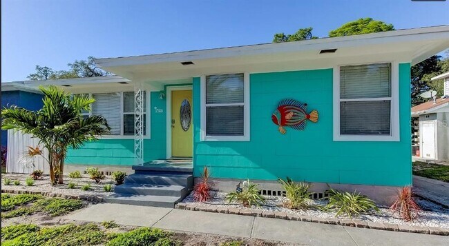 Building Photo - 1226 Sedeeva Cir S