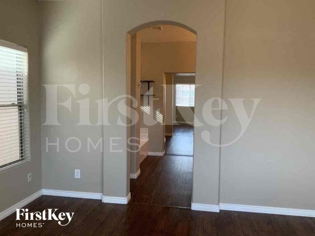 Building Photo - 17424 N 19th Terrace