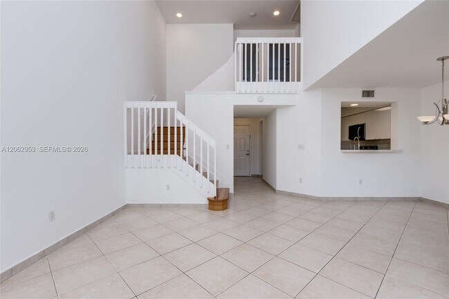 Building Photo - 1540 N Trafalgar Cir