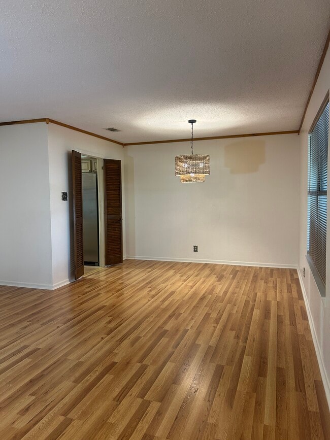 Building Photo - 2205 Forest Trail