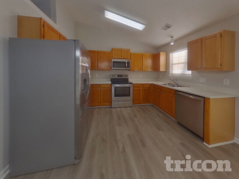 Building Photo - 173 Burma Rd