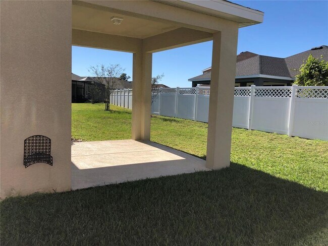 Building Photo - 33207 Whisper Pointe Dr