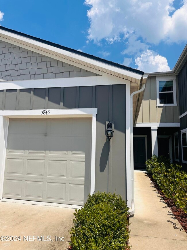 Building Photo - 7845 Echo Springs Rd