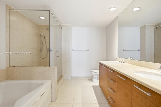 Building Photo - 50 Biscayne Blvd