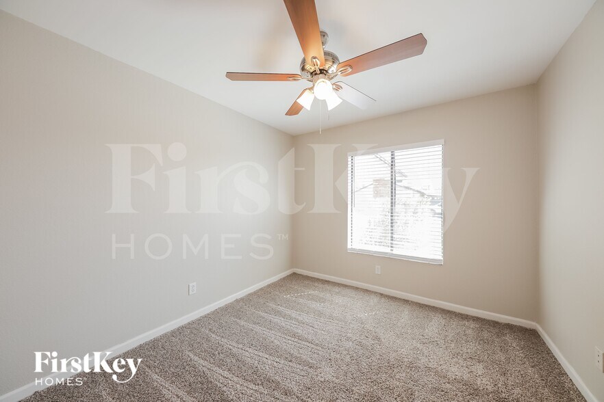 Building Photo - 16814 N 34th Ave