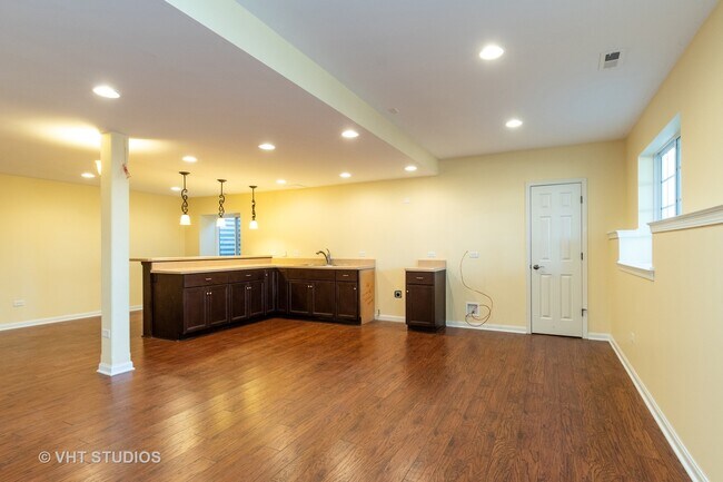 Building Photo - 26224 Whispering Woods Cir