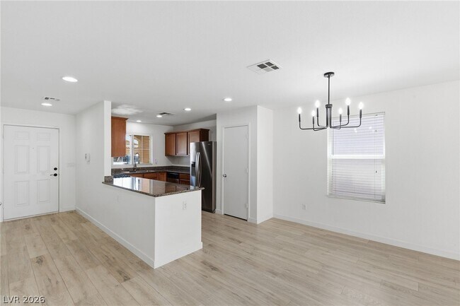 Building Photo - 3245 Aiken Way