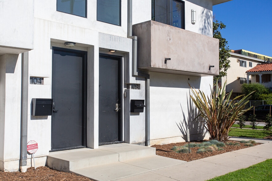 Building Photo - 8639 Whitworth Dr