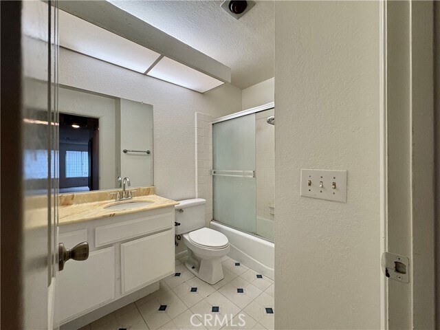 Building Photo - 1683 N Mountain Ave