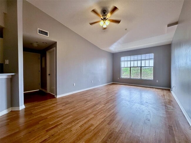 Building Photo - 5578 Metrowest Blvd