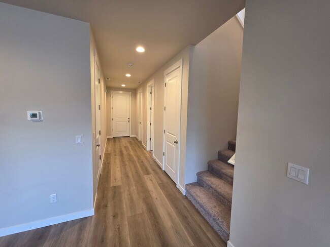 Building Photo - BRAND NEW!! 5-Bedroom Scouters Mountain Home!