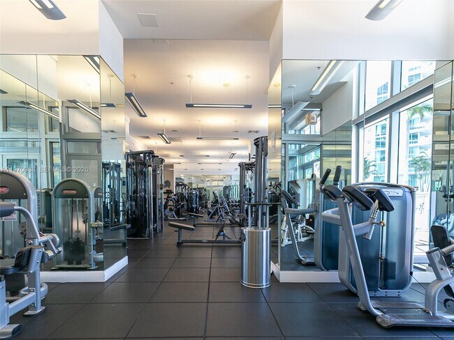 Building Photo - 90 SW 3rd St