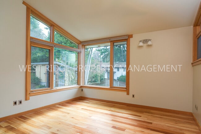 Building Photo - 9310 SW 8th Dr