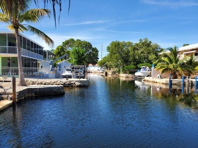 Building Photo - 135 Peace Ave