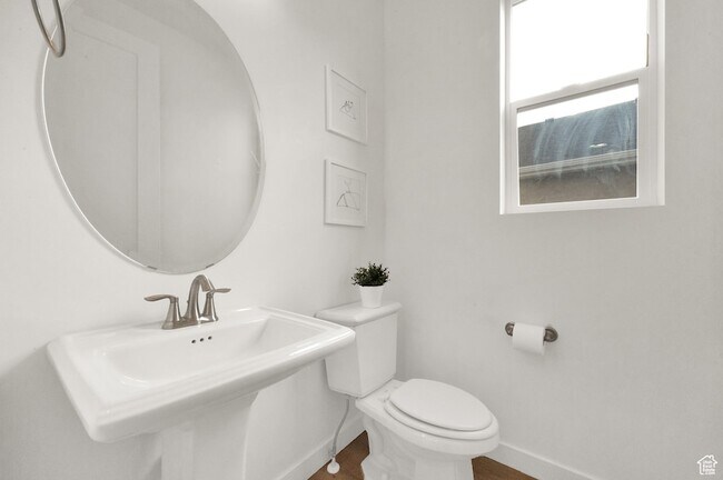 Building Photo - 15162 S Cantle Dr