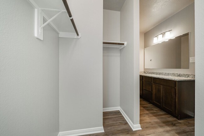 Building Photo - 2039 Vintage Farms Wy