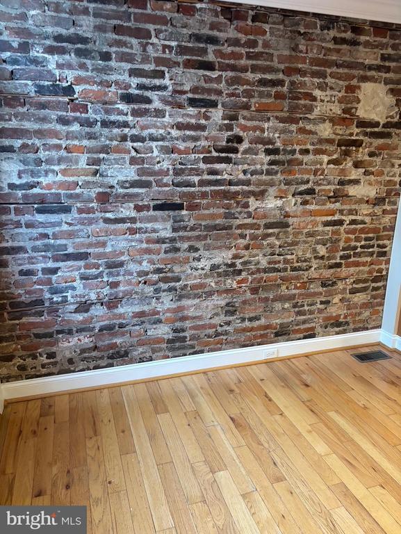 Building Photo - 1130 Watkins St