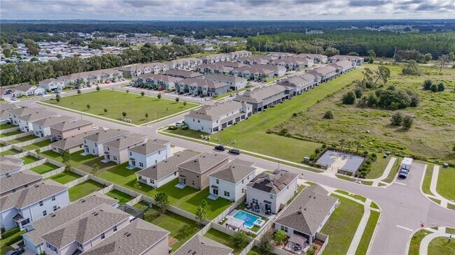 Building Photo - 2855 Maiden Grass Isle