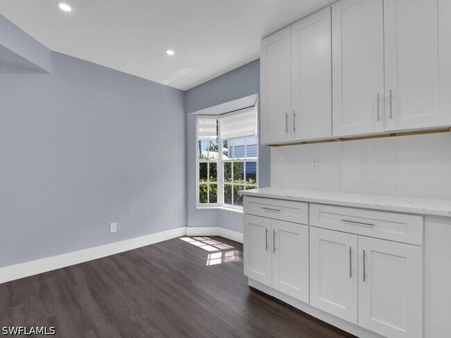 Building Photo - 1200 Misty Pines Cir