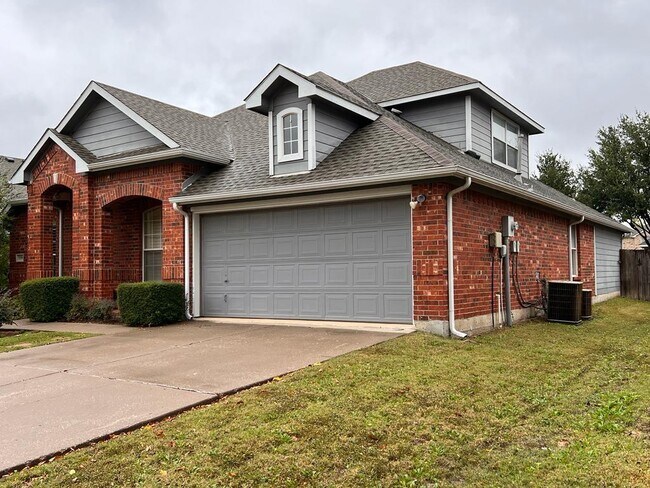 Building Photo - 3506 Nandina Dr
