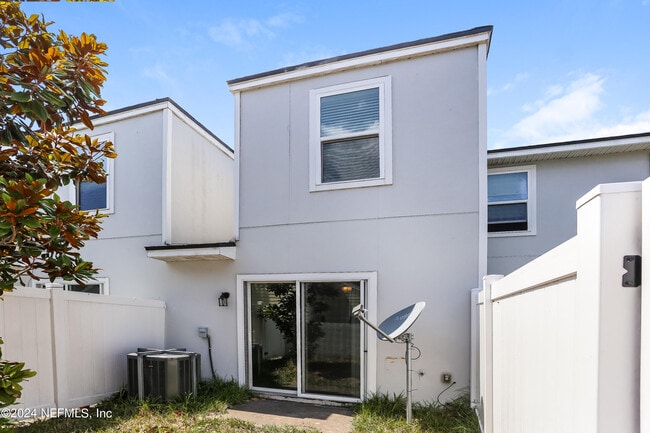 Building Photo - 8236 Rigel Rd