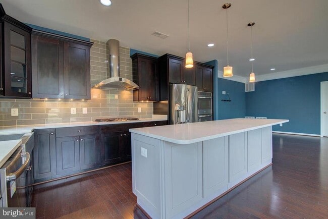 Building Photo - 42262 Knotty Oak Terrace