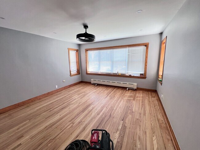 Building Photo - 4934 N Marmora Ave