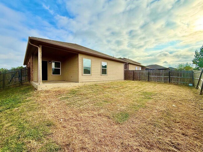 Building Photo - 431 Northern Flicker St