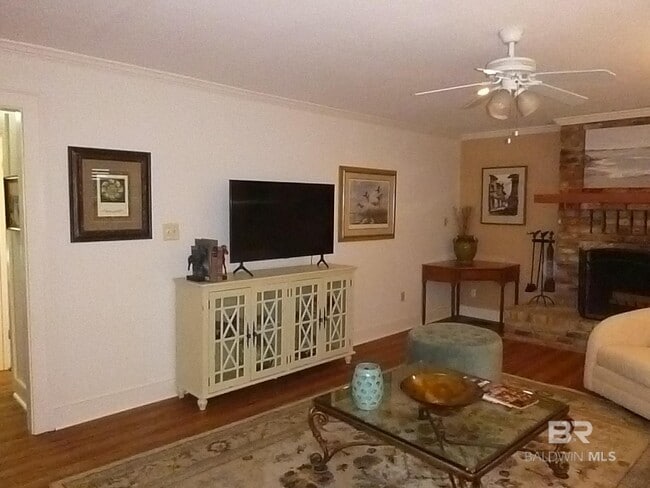 Building Photo - 19307 Scenic Hwy 98