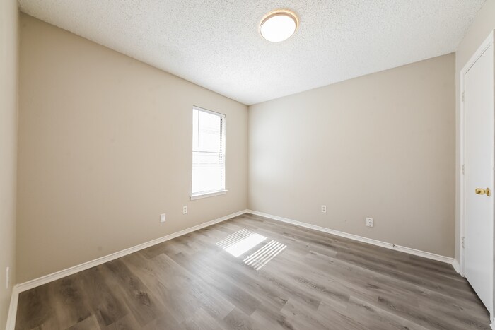 Building Photo - 1611 Horizon St