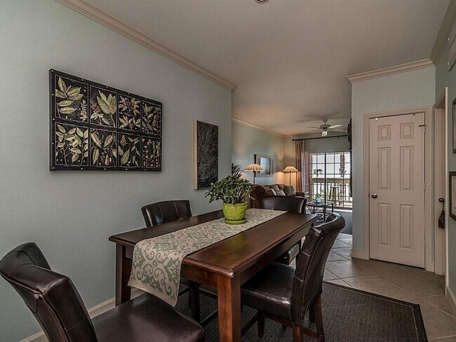 Building Photo - 7000 Seawall Blvd