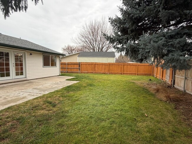 Building Photo - Beautiful 4 bed 2 bath home in Boise just off E Bergeson St