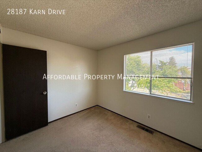 Building Photo - 28187 Karn Dr