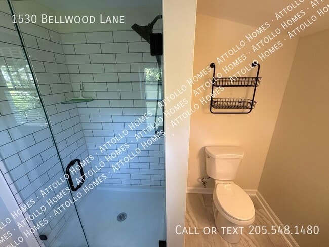 Building Photo - 1530 Bellwood Ln