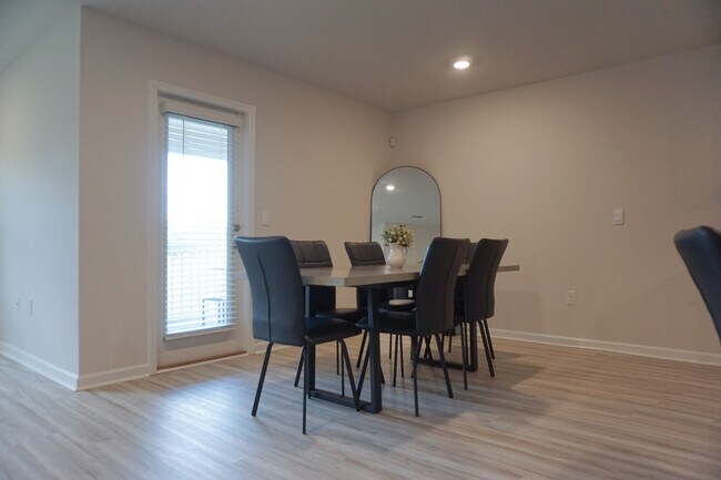 Building Photo - 4703 Airmen Dr