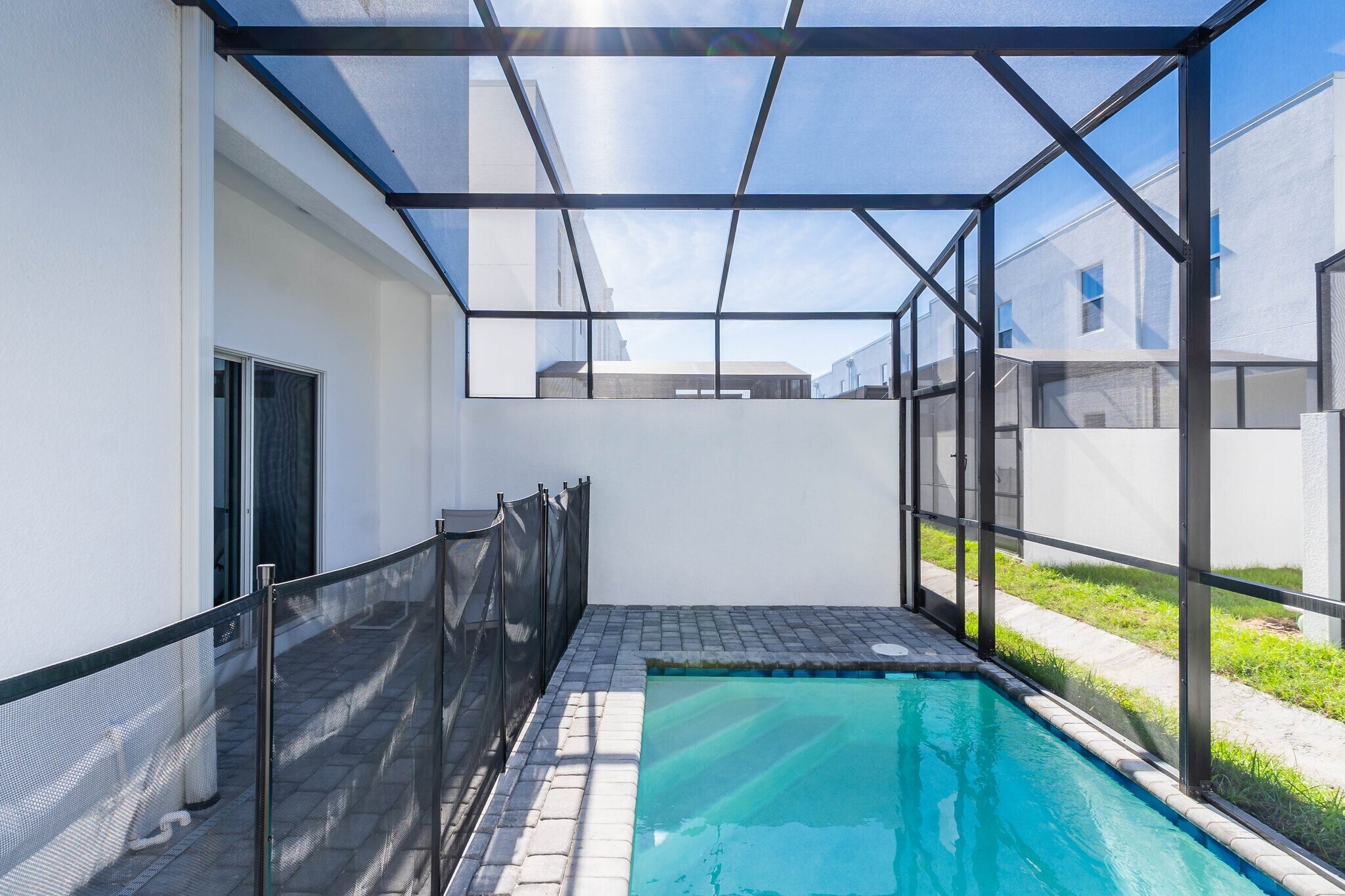 Building Photo - 277 Famagusta Dr