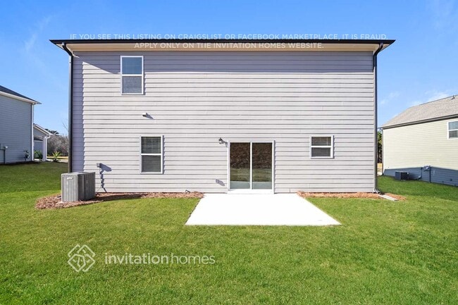 Building Photo - 800 Gelderland Dr