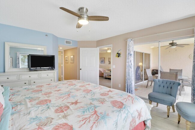 Building Photo - 275 Palm Ave